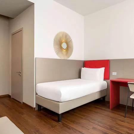 Amedia Milan, Trademark Collection By Wyndham Hotell 4*