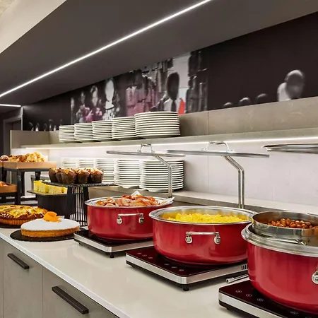 Hotel Amedia Milan, Trademark Collection By Wyndham