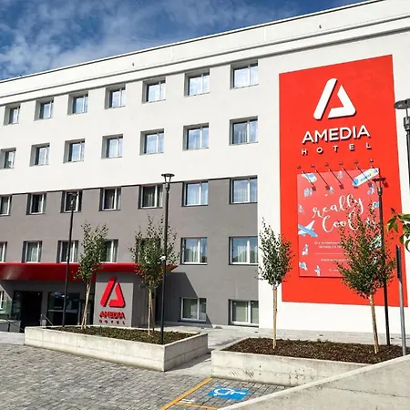 Отель Amedia Milan, Trademark Collection By Wyndham 4*