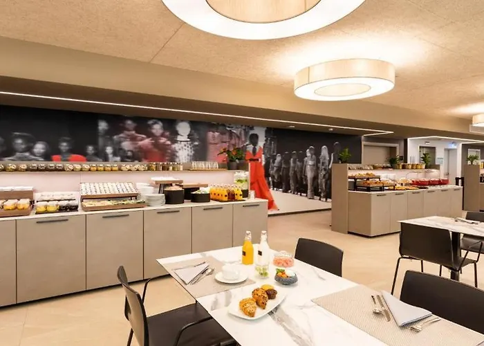 Amedia Milan, Trademark Collection By Wyndham Hotel