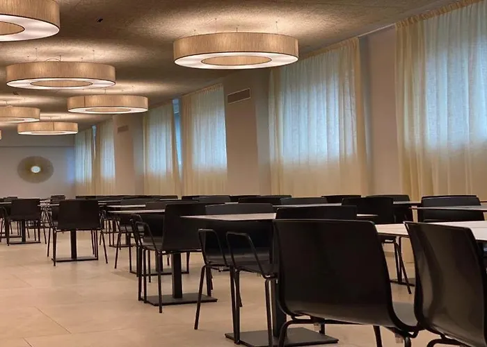 Amedia Milan, Trademark Collection By Wyndham Hotel 4*