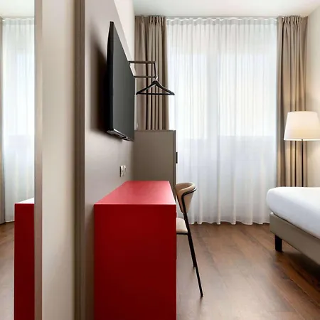Hotel Amedia Milan, Trademark Collection By Wyndham 4*